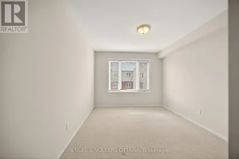 180 Lanark Avenue Ottawa ON K1Z 1E5