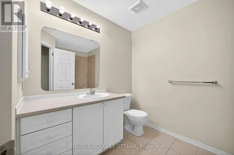 180 Lanark Avenue Ottawa ON K1Z 1E5