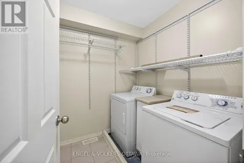 180 Lanark Avenue Ottawa ON K1Z 1E5