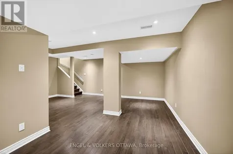 180 Lanark Avenue Ottawa ON K1Z 1E5
