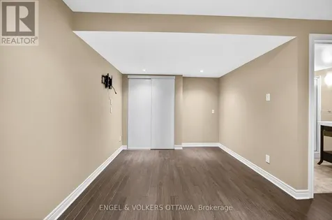 180 Lanark Avenue Ottawa ON K1Z 1E5
