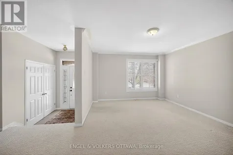 180 Lanark Avenue Ottawa ON K1Z 1E5