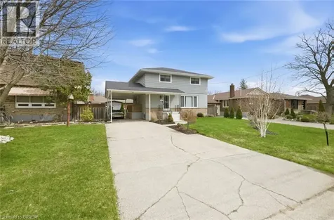 22 Paris Road Brantford ON N3R 1H7