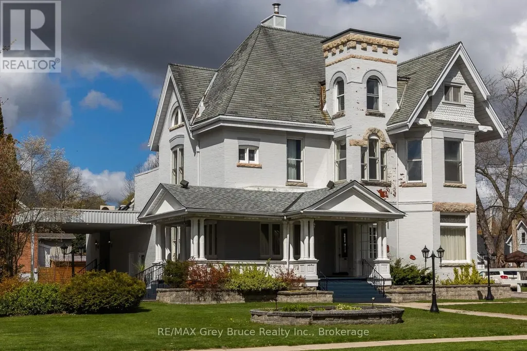 1178 4th Avenue West Owen Sound ON N4K 4W5