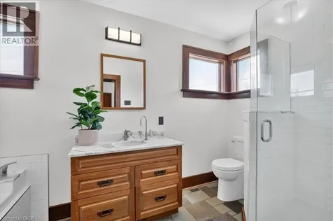 859 Queen's Boulevard Kitchener ON N2M 1A6