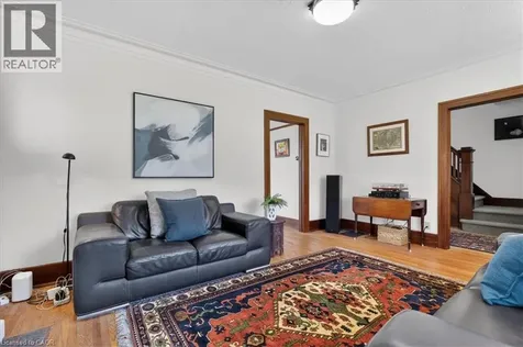 859 Queen's Boulevard Kitchener ON N2M 1A6