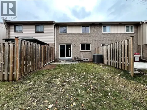 1532 Lancaster Drive Oakville ON L6H 2Z3