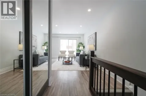 1532 Lancaster Drive Oakville ON L6H 2Z3