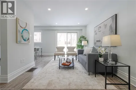 1532 Lancaster Drive Oakville ON L6H 2Z3