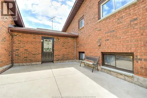 204 Pearson Drive Harrow ON N0R 1G0