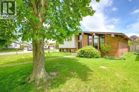 204 Pearson Drive Harrow ON N0R 1G0