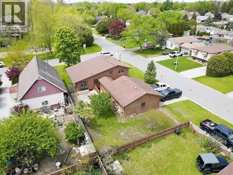 204 Pearson Drive Harrow ON N0R 1G0