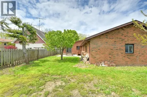 204 Pearson Drive Harrow ON N0R 1G0