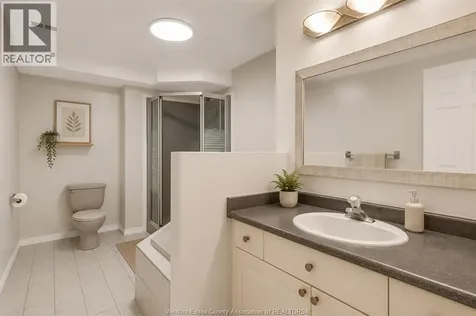 850 Lake Shore Drive Windsor ON N9G 2R1