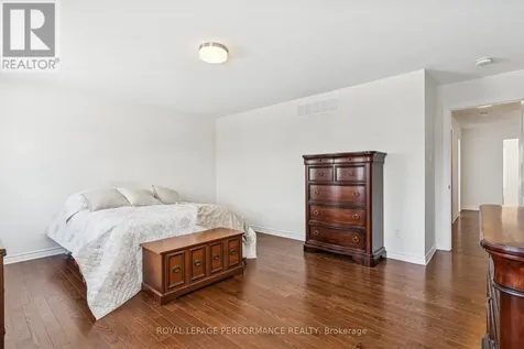 845 Snap Hook Crescent Ottawa ON K2J 6V7