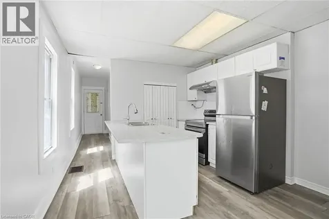 5671 Desson Avenue Niagara Falls ON L2G 3T3