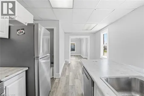 5671 Desson Avenue Niagara Falls ON L2G 3T3