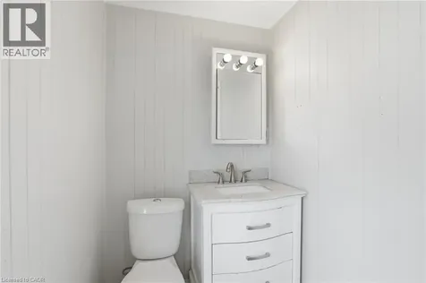 5671 Desson Avenue Niagara Falls ON L2G 3T3