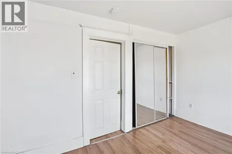 5671 Desson Avenue Niagara Falls ON L2G 3T3
