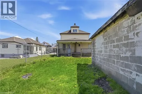 5671 Desson Avenue Niagara Falls ON L2G 3T3