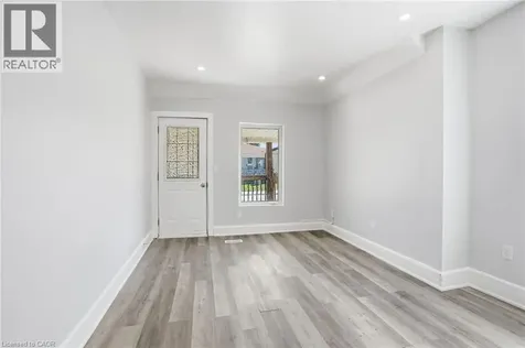 5671 Desson Avenue Niagara Falls ON L2G 3T3