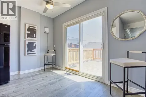 292 Fairfield Avenue Hamilton ON L8H 5H6