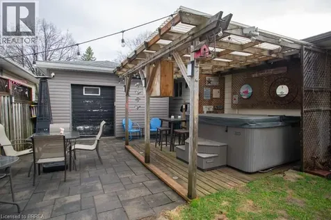 102 Century Hill Drive Kitchener ON N2E 2H8