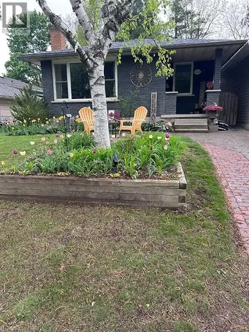 102 Century Hill Drive Kitchener ON N2E 2H8