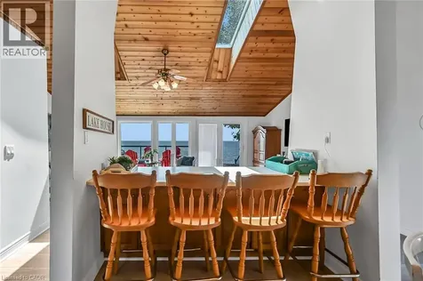 61 Horseshoe Bay Road Dunnville ON N1A 2W8