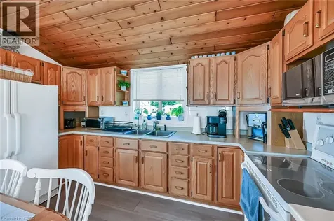 61 Horseshoe Bay Road Dunnville ON N1A 2W8