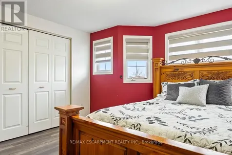 45 Hawkins Drive Cambridge ON N1T 1Z7