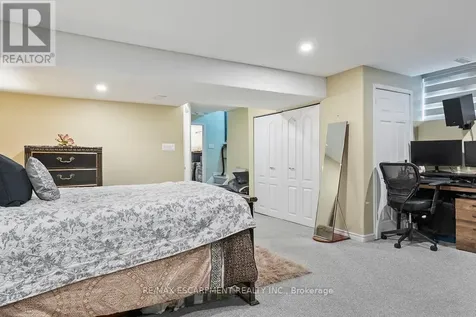 45 Hawkins Drive Cambridge ON N1T 1Z7
