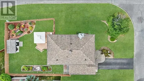 280 Park Grove Drive Ottawa ON K1E 2T1