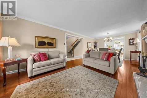 280 Park Grove Drive Ottawa ON K1E 2T1