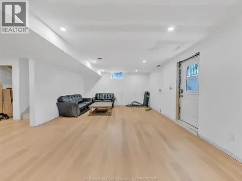 3684 Sutton Avenue Windsor ON N9E 0B3