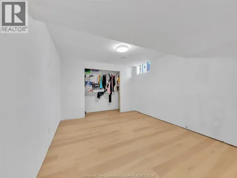 3684 Sutton Avenue Windsor ON N9E 0B3