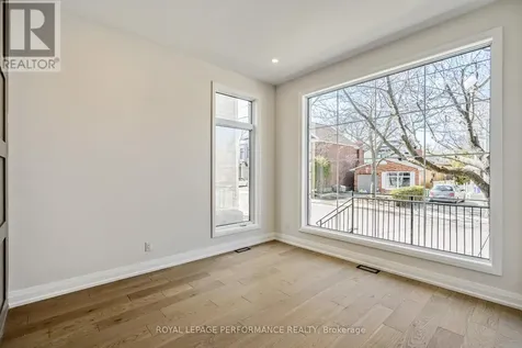 31 Commanda Way Ottawa ON K1M 1G1