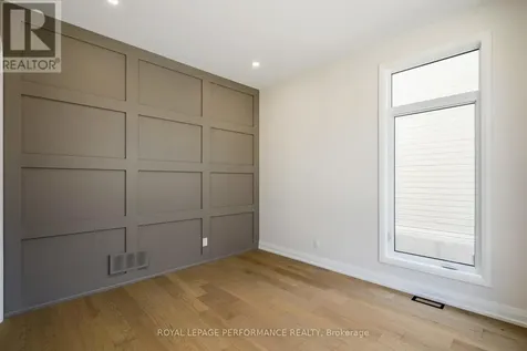 31 Commanda Way Ottawa ON K1M 1G1
