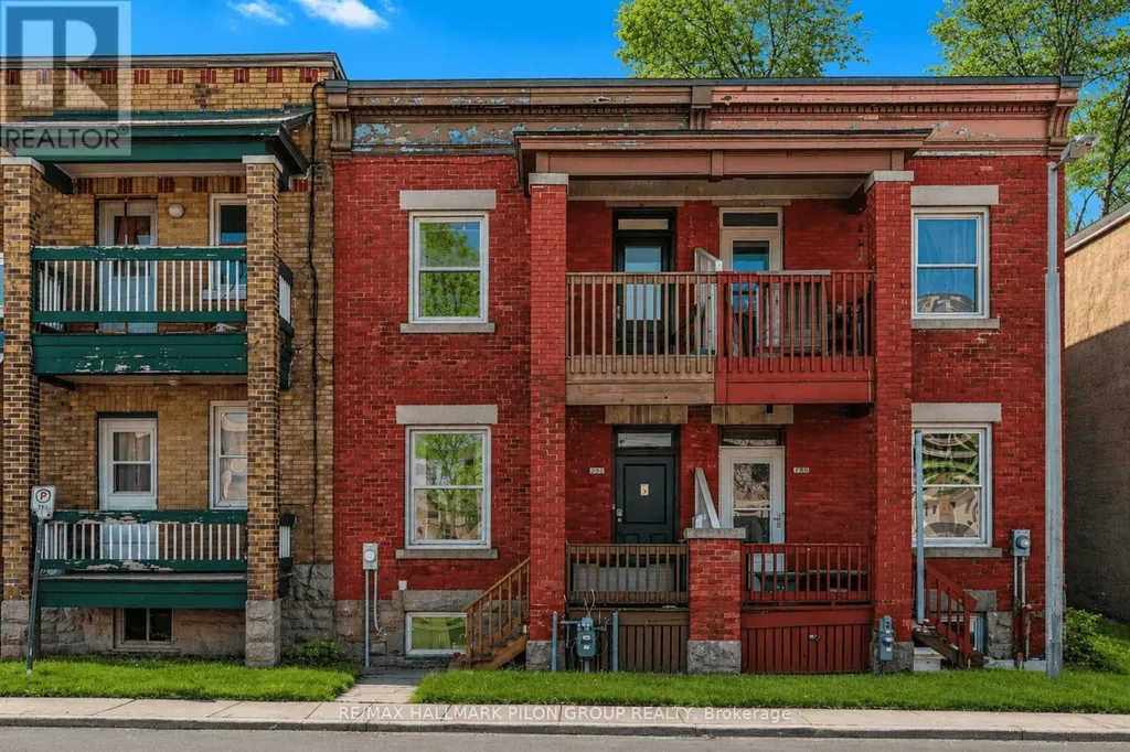 132 Beausoleil Drive Ottawa ON K1N 7V6