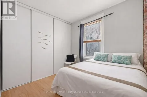 132 Beausoleil Drive Ottawa ON K1N 7V6