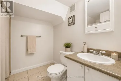 132 Beausoleil Drive Ottawa ON K1N 7V6