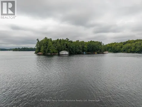 897 172 Wa Horseshoe Lake Seguin ON P2A 2W8