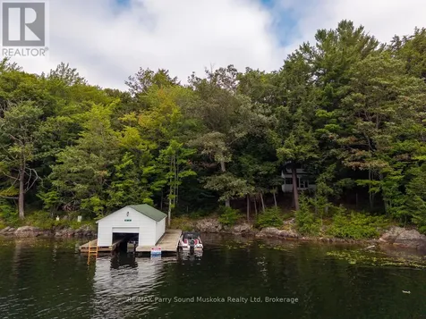 897 172 Wa Horseshoe Lake Seguin ON P2A 2W8