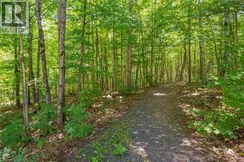 131 Grandview Hilltop Drive Huntsville ON P1H 2J5