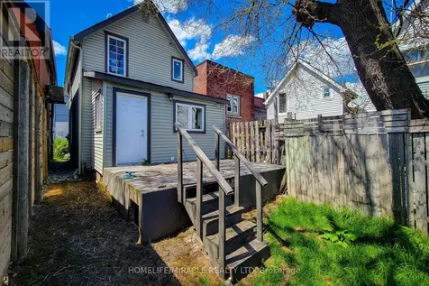334 Gage Avenue Hamilton (industrial Sector) ON L8L 7A7