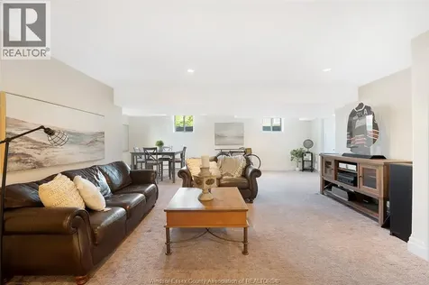 65 Robin Court Kingsville ON N9Y 0E1