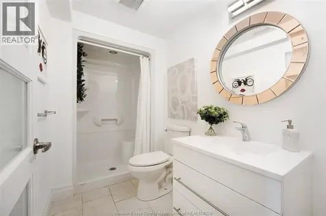 65 Robin Court Kingsville ON N9Y 0E1