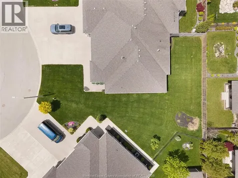 65 Robin Court Kingsville ON N9Y 0E1