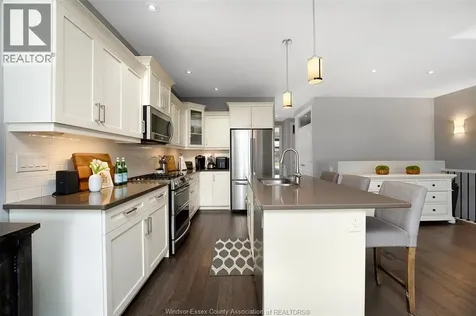 65 Robin Court Kingsville ON N9Y 0E1