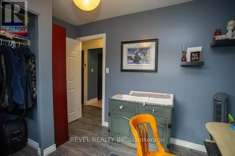 102 Century Hill Drive Kitchener ON N2E 2H8